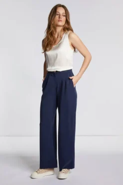 Edles Seidentop<Rich & Royal Hot